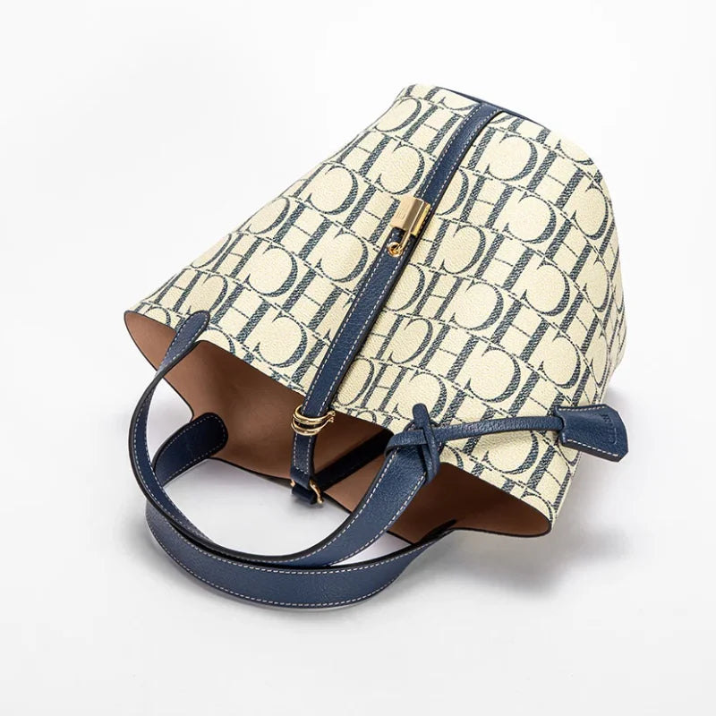 Elegant Large Capacity Tote Bag for Women